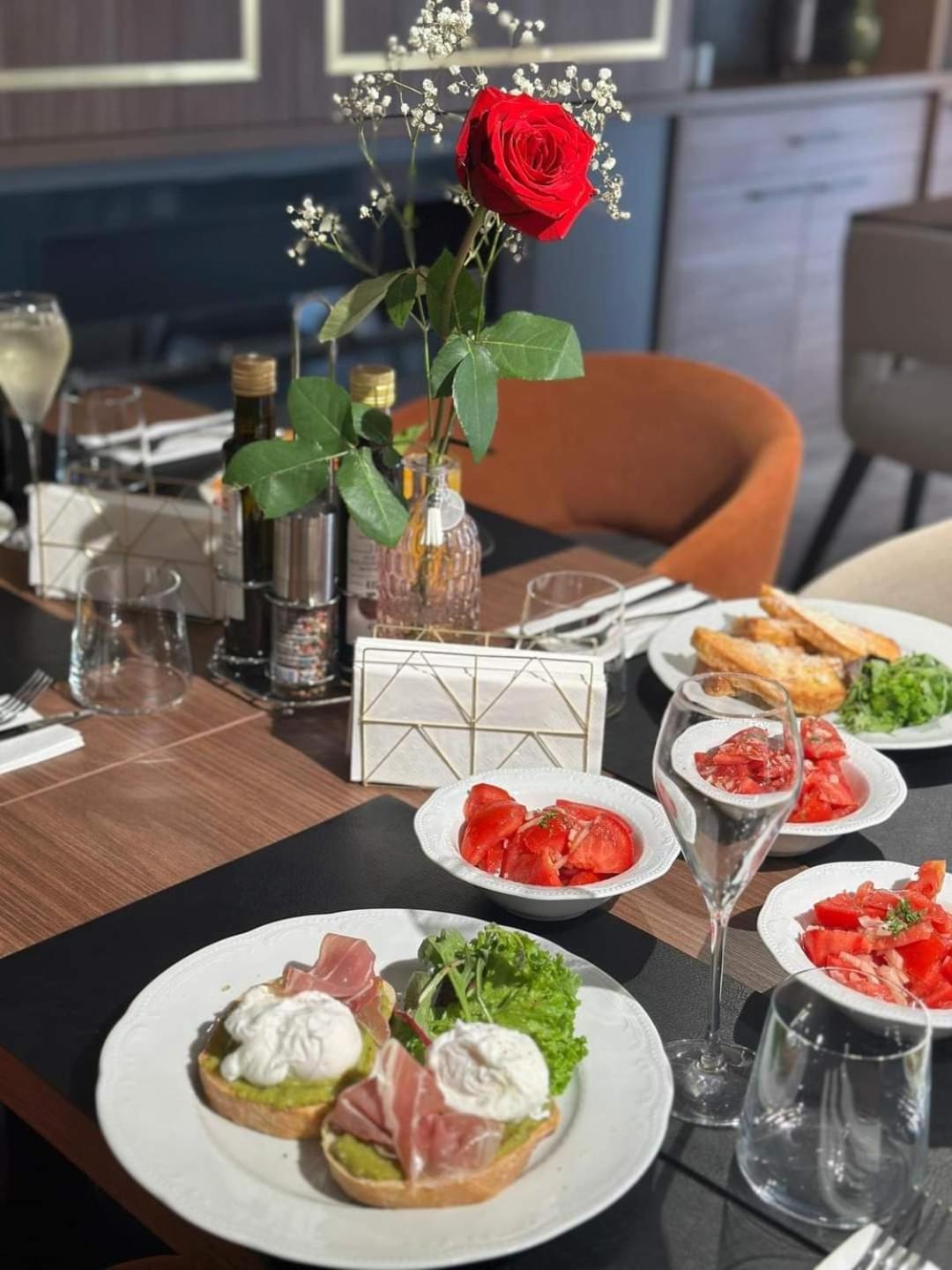New Grey Residence Apartament Târgu-Mureş Екстериор снимка